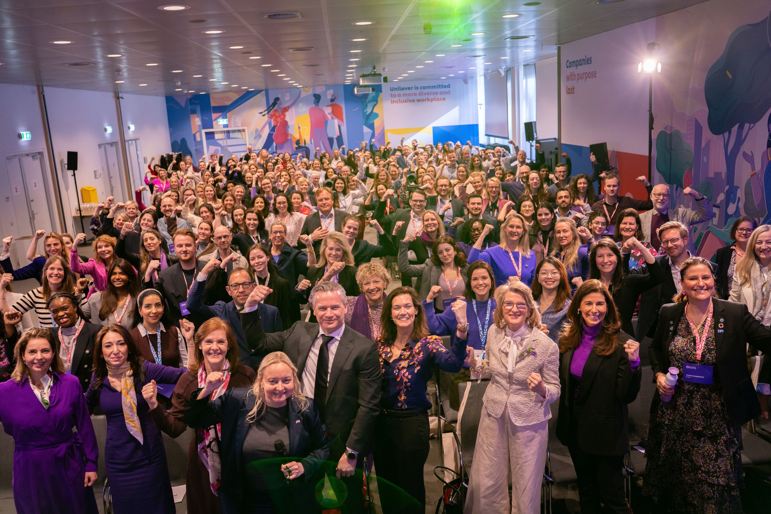 Shine Forward women mentoring community